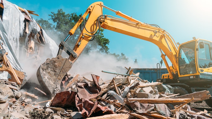 When reusing materials on-site or recycling materials is not an option, you can recover materials and then donate them to community organizations.