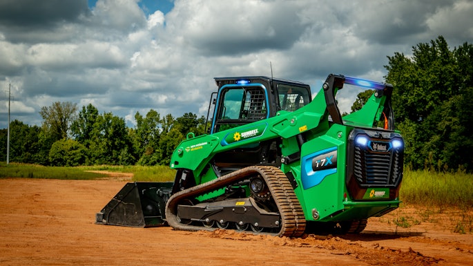 In September 2022, Sunbelt Rentals became the first national rental company to adopt Bobcat all-electric technology when the company announced the delivery of the first Bobcat T7X all-electric compact loader.