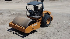 CASE single drum roller.
