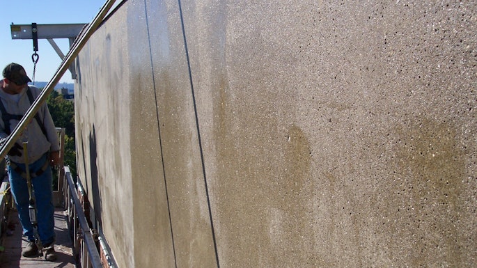 The primary function of MCI-2018 X is to line concrete substrate pores with a hydrophobic layer that reduces the ingress of moisture, chlorides and carbonation, extending the service life of the structure.