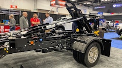 The NXT18 is an 18,000 lb. capacity hoist, built for a class four through seven chassis. Manufactured in the U.S., this product is the first telescopic hooklift in the new NXT Series.