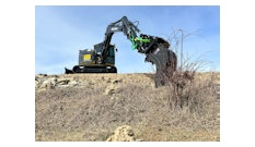 The tiltrotators feature an SQ sandwich-style coupler and auto lubrication for control and flexibility.